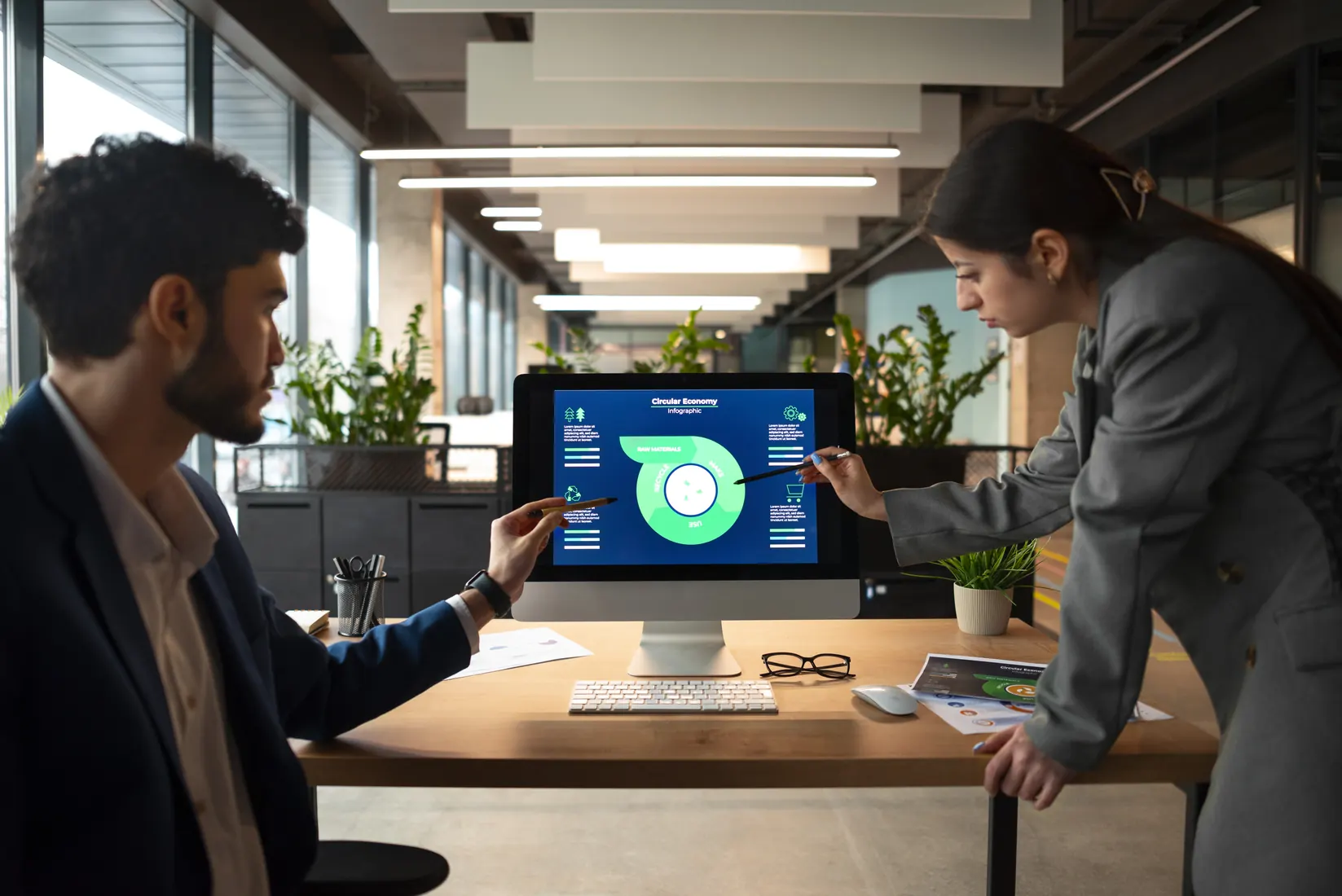 Data Engineering & Intelligent Analytics: Building Practical Enterprise Advantage